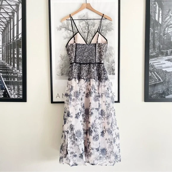 Anthropologie Halter Dress Black White V Neck Medium Midi NWT - Picture 7 of 16